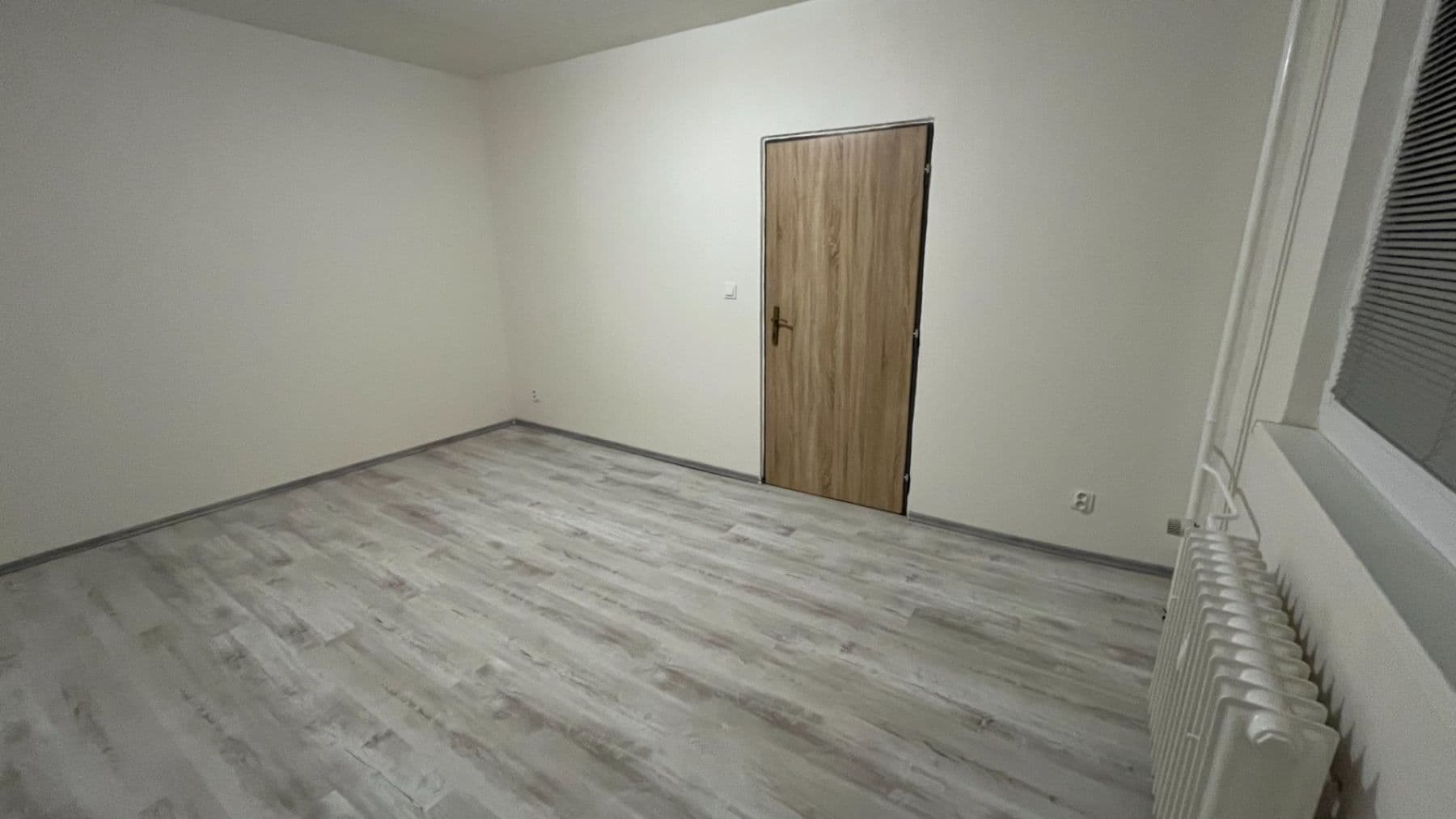 Prenájom bytu 1-izbový 35 m², Kostnická, Chomutov, Ústecký kraj Prenájom bytu 1-izbový 35 m², Kostnická, Chomutov, Ústecký kraj