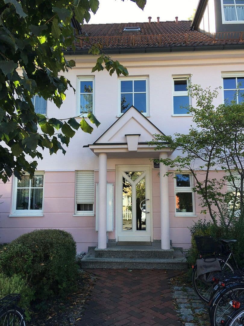 Prenájom bytu 1-izbový 35 m², Sinzinger Str. 5, Fürstenfeldbruck, Bavorsko Prenájom bytu 1-izbový 35 m², Sinzinger Str. 5, Fürstenfeldbruck, Bavorsko