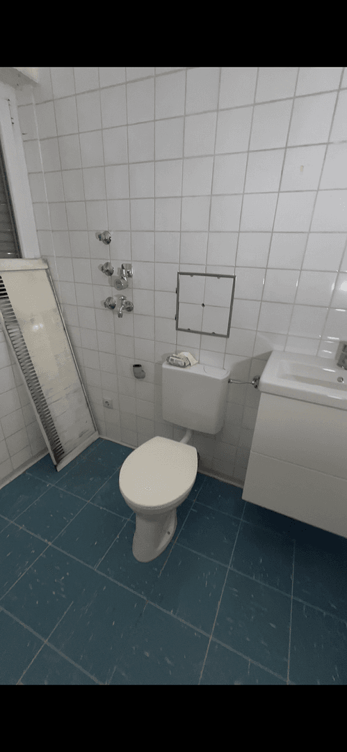 Prenájom bytu 2-izbový 58 m², Offenbachstrasse 18, Stuttgart, Bádensko-Wurttembersko Prenájom bytu 2-izbový 58 m², Offenbachstrasse 18, Stuttgart, Bádensko-Wurttembersko