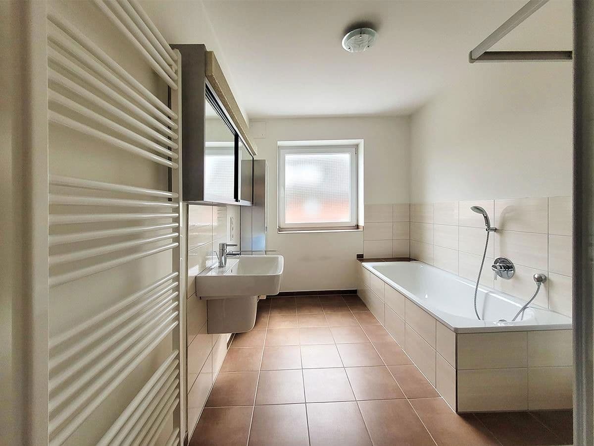 Predaj bytu 3-izbový 93 m², Schloß Holte-Stukenbrock, Severné Porýnie - Westfálsko Predaj bytu 3-izbový 93 m², Schloß Holte-Stukenbrock, Severné Porýnie - Westfálsko