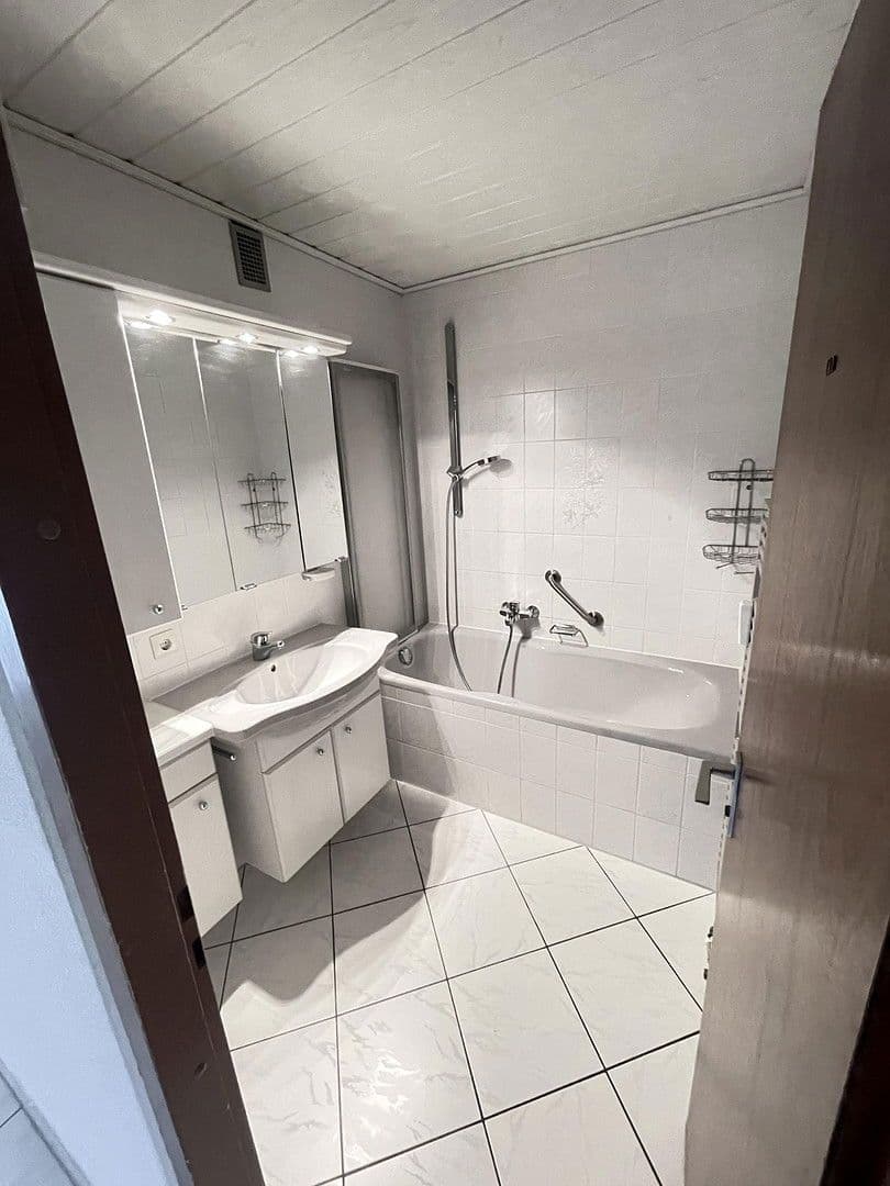 Predaj bytu 3-izbový 84 m², Gärtringen, Bádensko-Wurttembersko Predaj bytu 3-izbový 84 m², Gärtringen, Bádensko-Wurttembersko