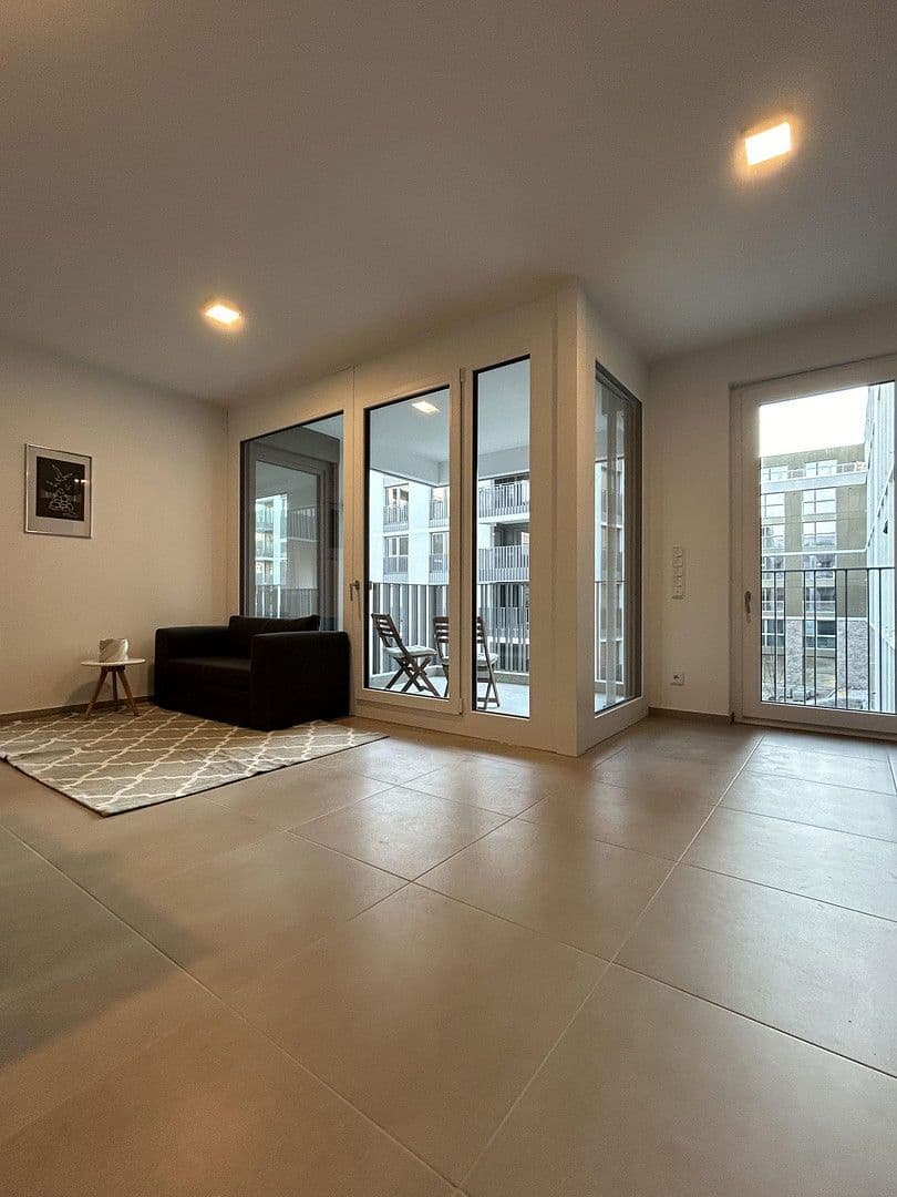 Prenájom bytu 2-izbový 53 m², Zschokkestraße 36, München, Bavorsko Prenájom bytu 2-izbový 53 m², Zschokkestraße 36, München, Bavorsko