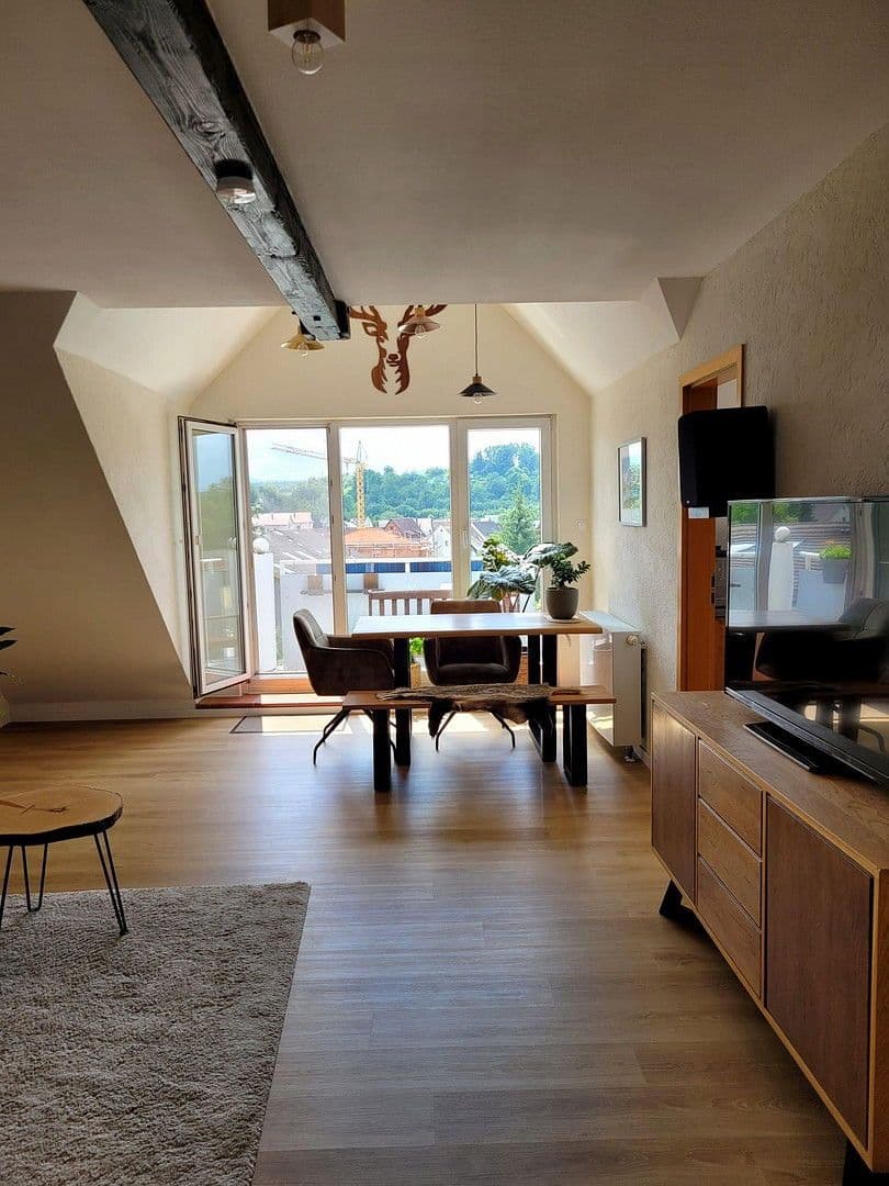 Predaj bytu 3-izbový 80 m², Göppingen, Bádensko-Wurttembersko Predaj bytu 3-izbový 80 m², Göppingen, Bádensko-Wurttembersko