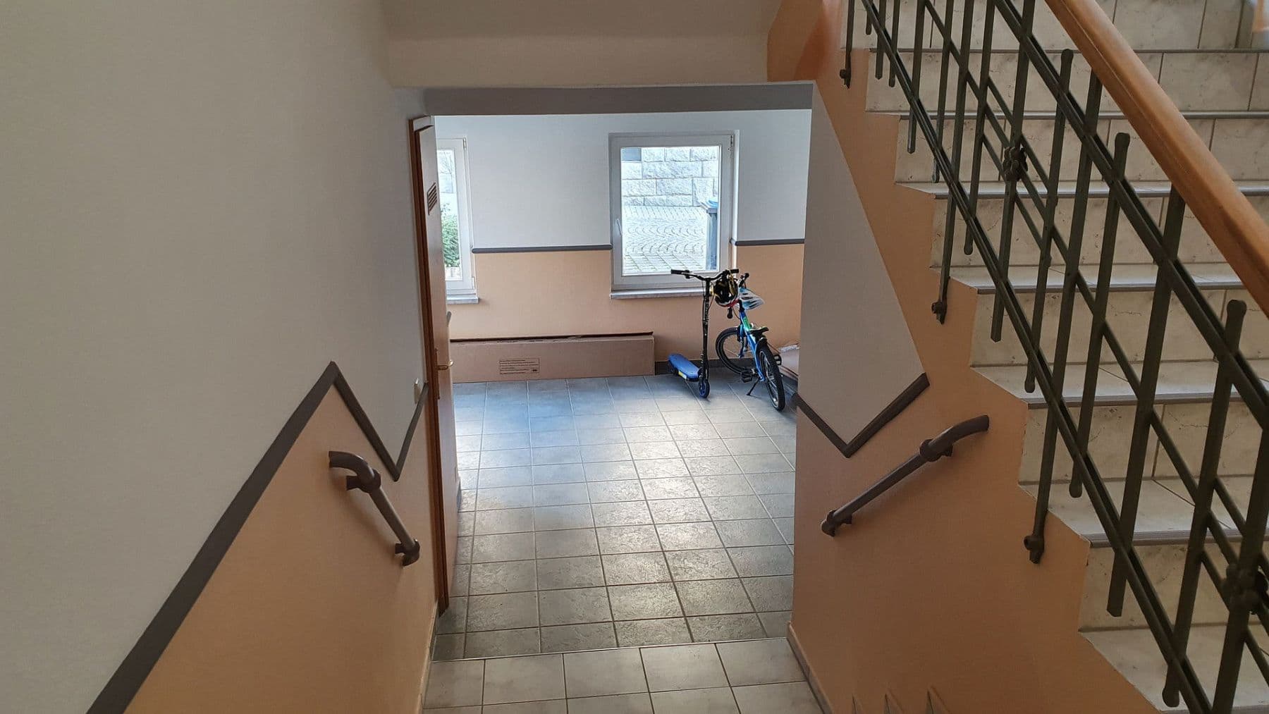 Prenájom bytu 3-izbový 85 m², Bahnhofstraße 2, Reichenbach, Sasko Prenájom bytu 3-izbový 85 m², Bahnhofstraße 2, Reichenbach, Sasko