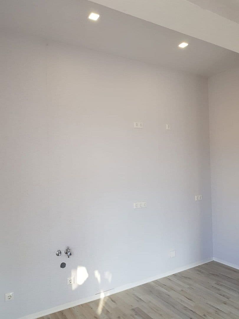 Prenájom bytu 3-izbový 85 m², Bahnhofstraße 2, Reichenbach, Sasko Prenájom bytu 3-izbový 85 m², Bahnhofstraße 2, Reichenbach, Sasko