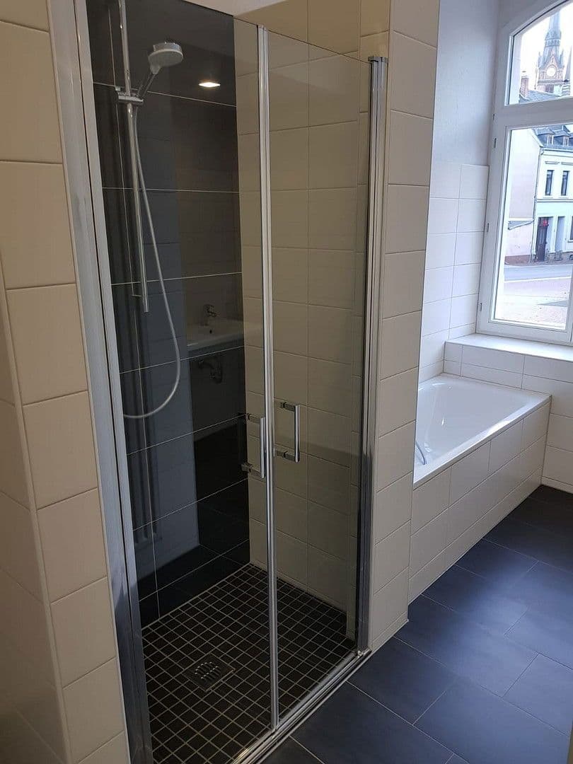 Prenájom bytu 3-izbový 85 m², Bahnhofstraße 2, Reichenbach, Sasko Prenájom bytu 3-izbový 85 m², Bahnhofstraße 2, Reichenbach, Sasko