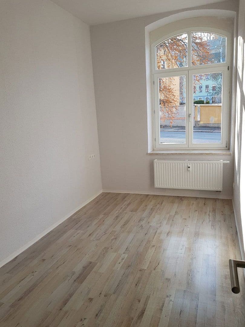 Prenájom bytu 3-izbový 85 m², Bahnhofstraße 2, Reichenbach, Sasko Prenájom bytu 3-izbový 85 m², Bahnhofstraße 2, Reichenbach, Sasko