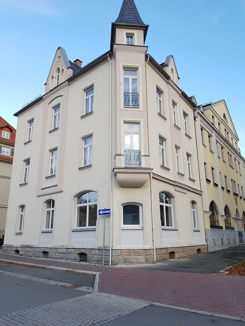 Prenájom bytu 3-izbový 85 m², Bahnhofstraße 2, Reichenbach, Sasko Prenájom bytu 3-izbový 85 m², Bahnhofstraße 2, Reichenbach, Sasko