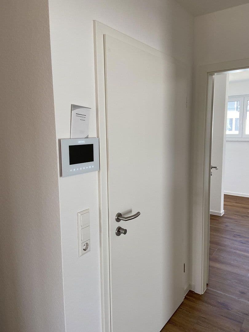 Prenájom bytu 3-izbový 81 m², Crailsheim, Bádensko-Wurttembersko Prenájom bytu 3-izbový 81 m², Crailsheim, Bádensko-Wurttembersko