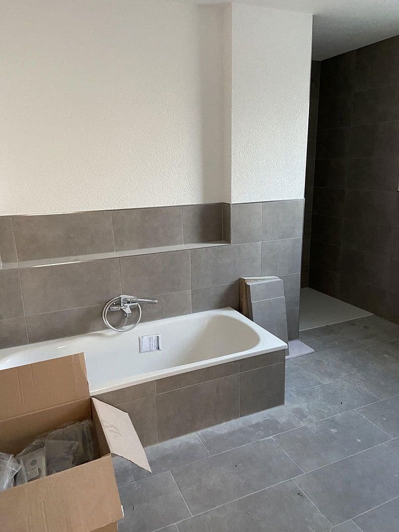 Prenájom bytu 3-izbový 81 m², Crailsheim, Bádensko-Wurttembersko Prenájom bytu 3-izbový 81 m², Crailsheim, Bádensko-Wurttembersko