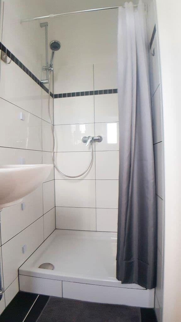 Prenájom bytu 2-izbový 36 m², Kanalstr. 64, Leverkusen, Severné Porýnie - Westfálsko Prenájom bytu 2-izbový 36 m², Kanalstr. 64, Leverkusen, Severné Porýnie - Westfálsko