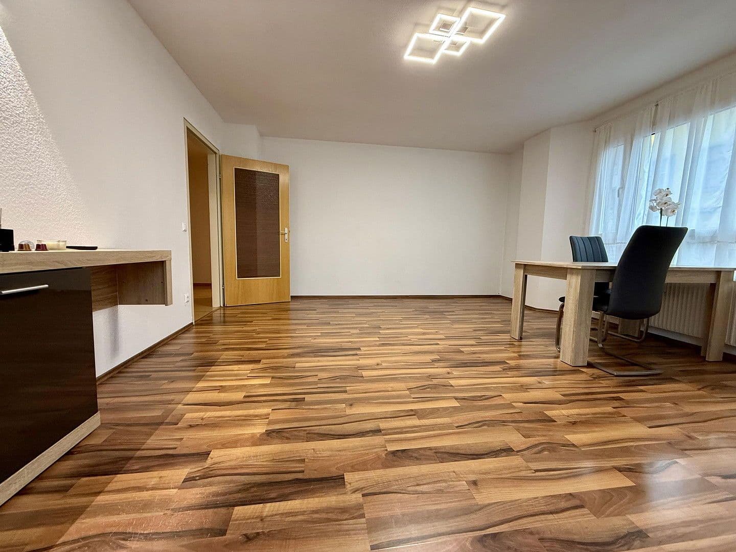 Prenájom bytu 2-izbový 61 m², Wien, Viedeň Prenájom bytu 2-izbový 61 m², Wien, Viedeň