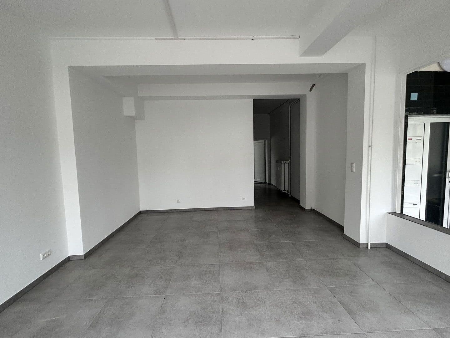 Prenájom nebytového priestoru 60 m², Reislinger Straße 10, Wolfsburg, Dolné Sasko Prenájom nebytového priestoru 60 m², Reislinger Straße 10, Wolfsburg, Dolné Sasko