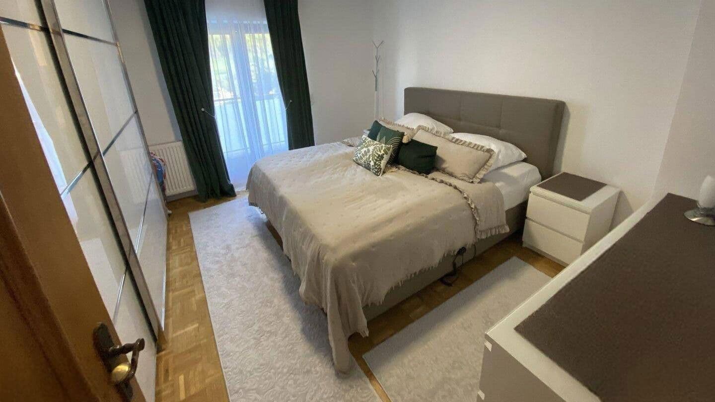 Predaj domu 240 m², pozemek 990 m², Schwarzach Im Pongau, Salzbursko Predaj domu 240 m², pozemek 990 m², Schwarzach Im Pongau, Salzbursko