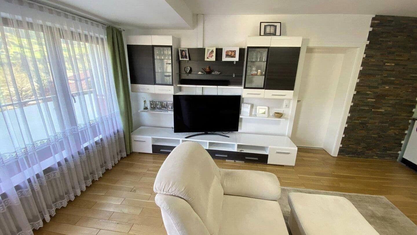 Predaj domu 240 m², pozemek 990 m², Schwarzach Im Pongau, Salzbursko Predaj domu 240 m², pozemek 990 m², Schwarzach Im Pongau, Salzbursko