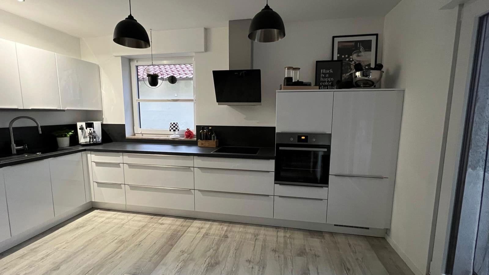 Prenájom bytu 3-izbový 78 m², Herdecke, Severné Porýnie - Westfálsko Prenájom bytu 3-izbový 78 m², Herdecke, Severné Porýnie - Westfálsko