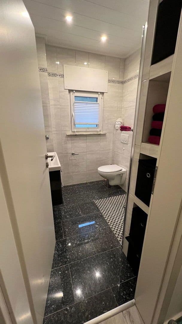 Prenájom bytu 3-izbový 78 m², Herdecke, Severné Porýnie - Westfálsko Prenájom bytu 3-izbový 78 m², Herdecke, Severné Porýnie - Westfálsko