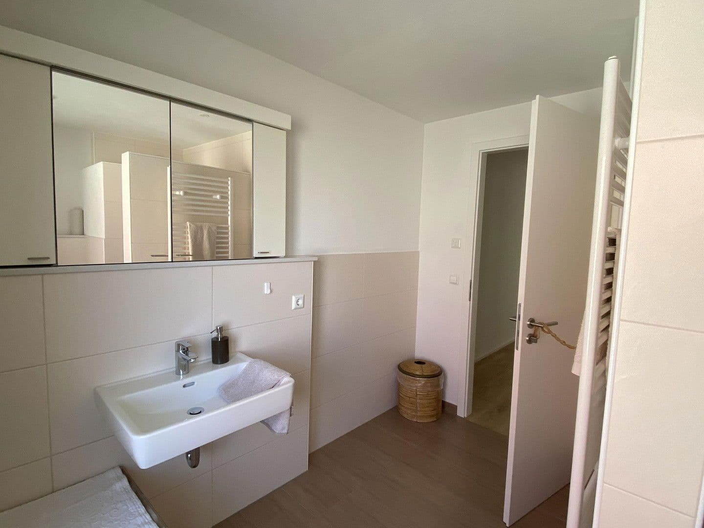 Prenájom bytu 3-izbový 78 m², Möggenweilerstraße 22/1, Markdorf, Bádensko-Wurttembersko Prenájom bytu 3-izbový 78 m², Möggenweilerstraße 22/1, Markdorf, Bádensko-Wurttembersko