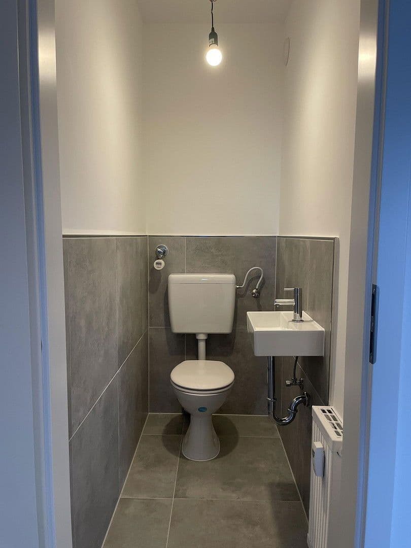 Prenájom bytu 3-izbový 92 m², Raunheim, Hesensko Prenájom bytu 3-izbový 92 m², Raunheim, Hesensko