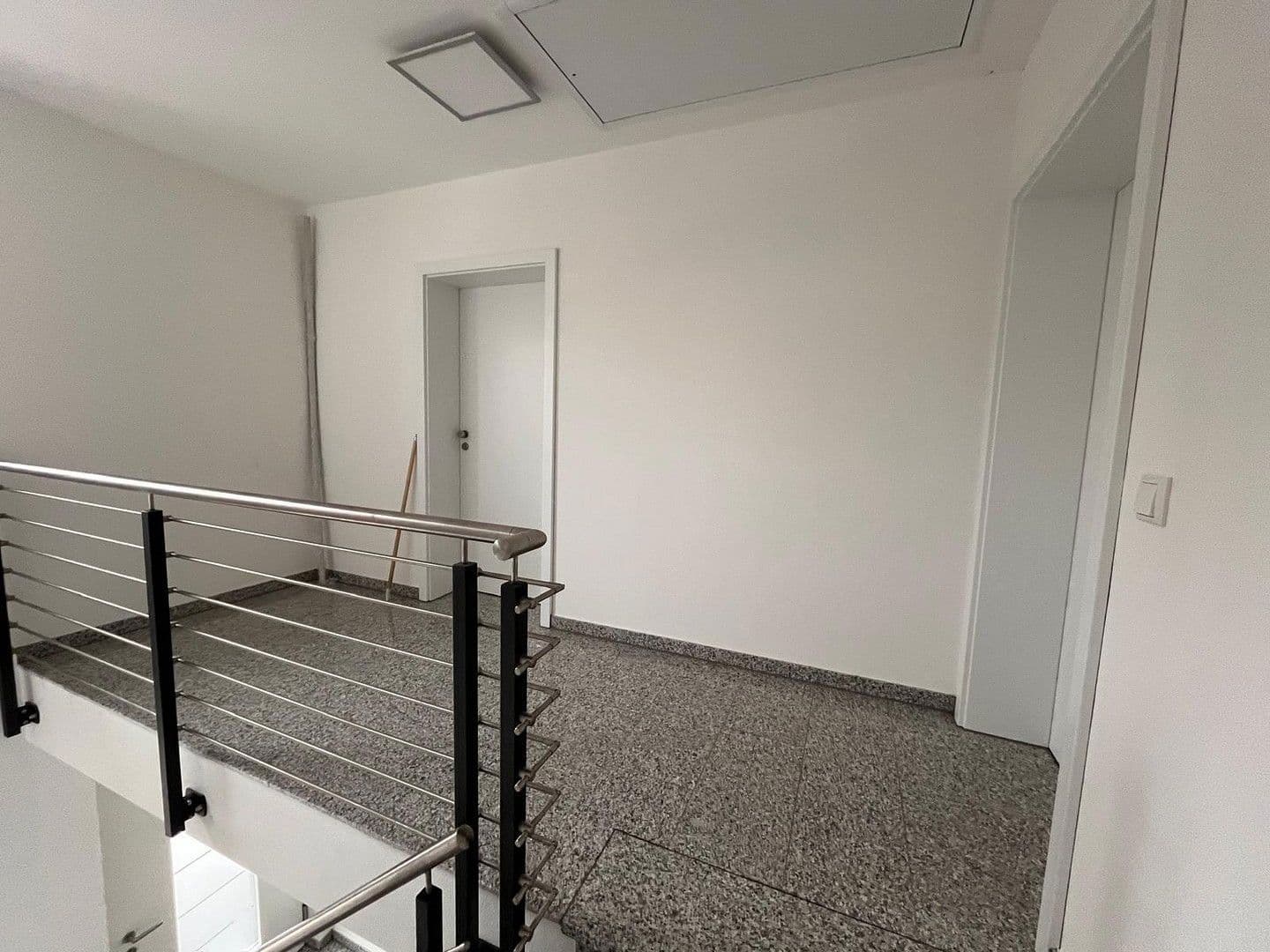 Prenájom bytu 3-izbový 99 m², Tulpenstr. 18a, Wackersdorf, Bavorsko Prenájom bytu 3-izbový 99 m², Tulpenstr. 18a, Wackersdorf, Bavorsko