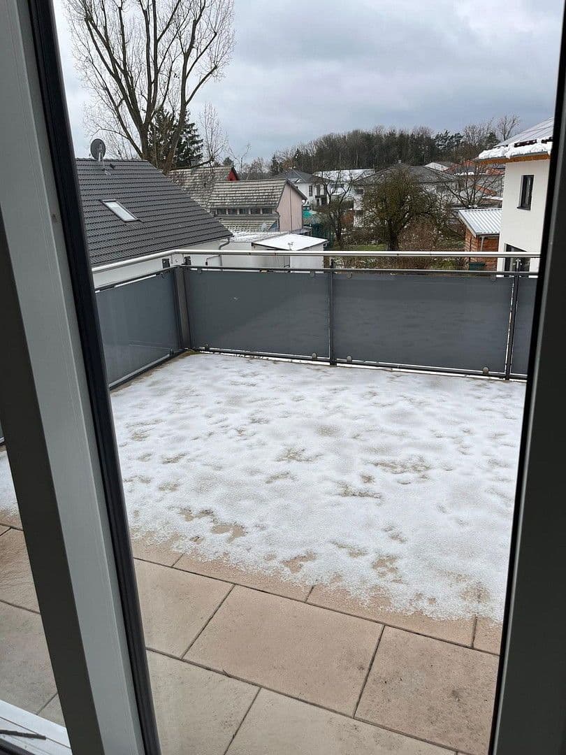 Prenájom bytu 3-izbový 99 m², Tulpenstr. 18a, Wackersdorf, Bavorsko Prenájom bytu 3-izbový 99 m², Tulpenstr. 18a, Wackersdorf, Bavorsko