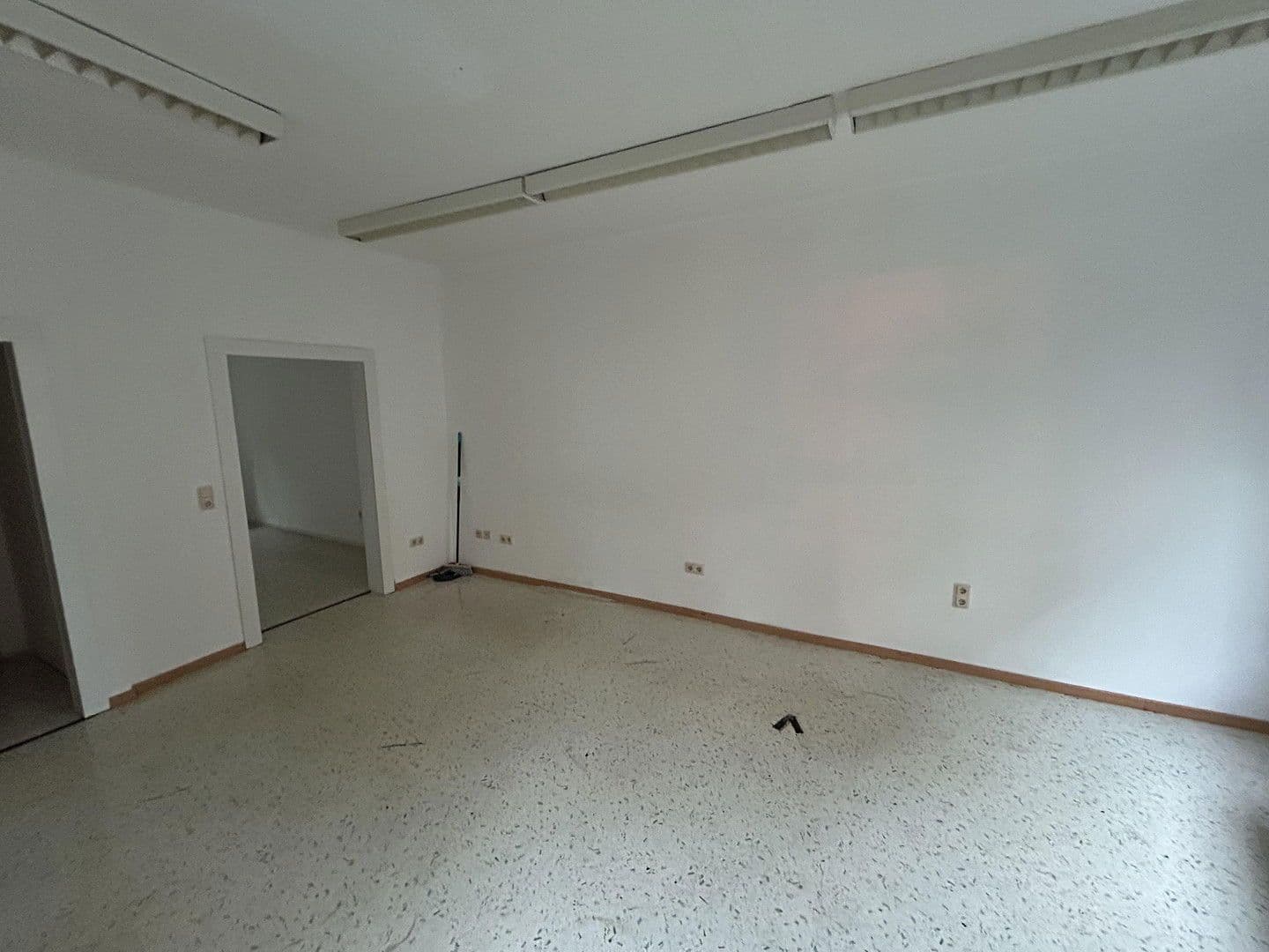 Prenájom kancelárie 36 m², Neu Iserlohn Straße 2, Dortmund, Severné Porýnie - Westfálsko Prenájom kancelárie 36 m², Neu Iserlohn Straße 2, Dortmund, Severné Porýnie - Westfálsko