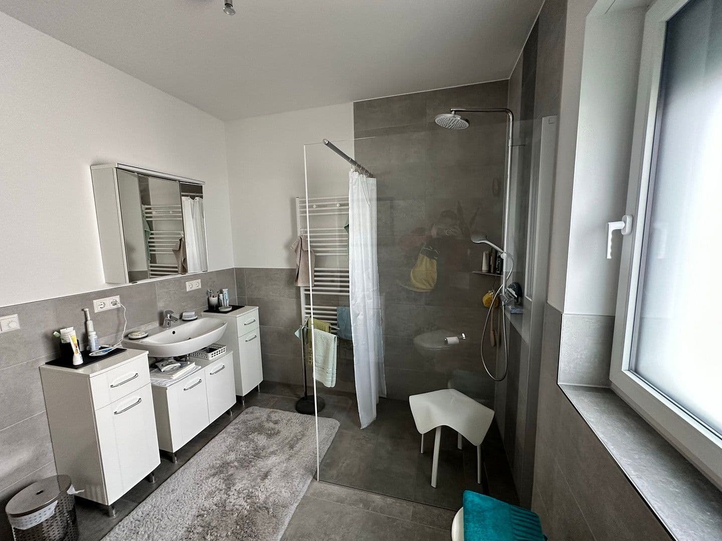 Prenájom bytu 4-izbový 109 m², Gifhorn, Dolné Sasko Prenájom bytu 4-izbový 109 m², Gifhorn, Dolné Sasko