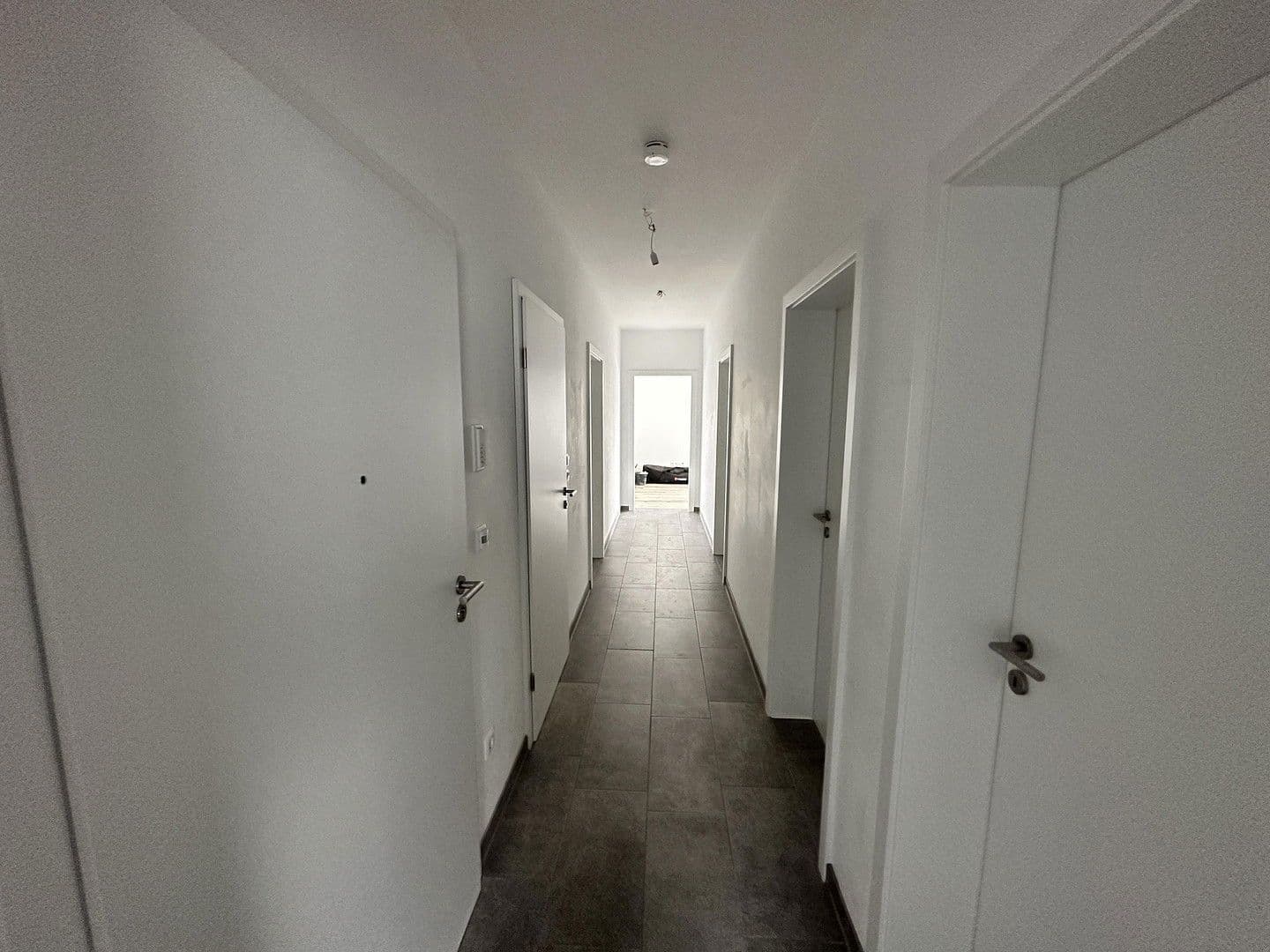 Prenájom bytu 4-izbový 109 m², Gifhorn, Dolné Sasko Prenájom bytu 4-izbový 109 m², Gifhorn, Dolné Sasko