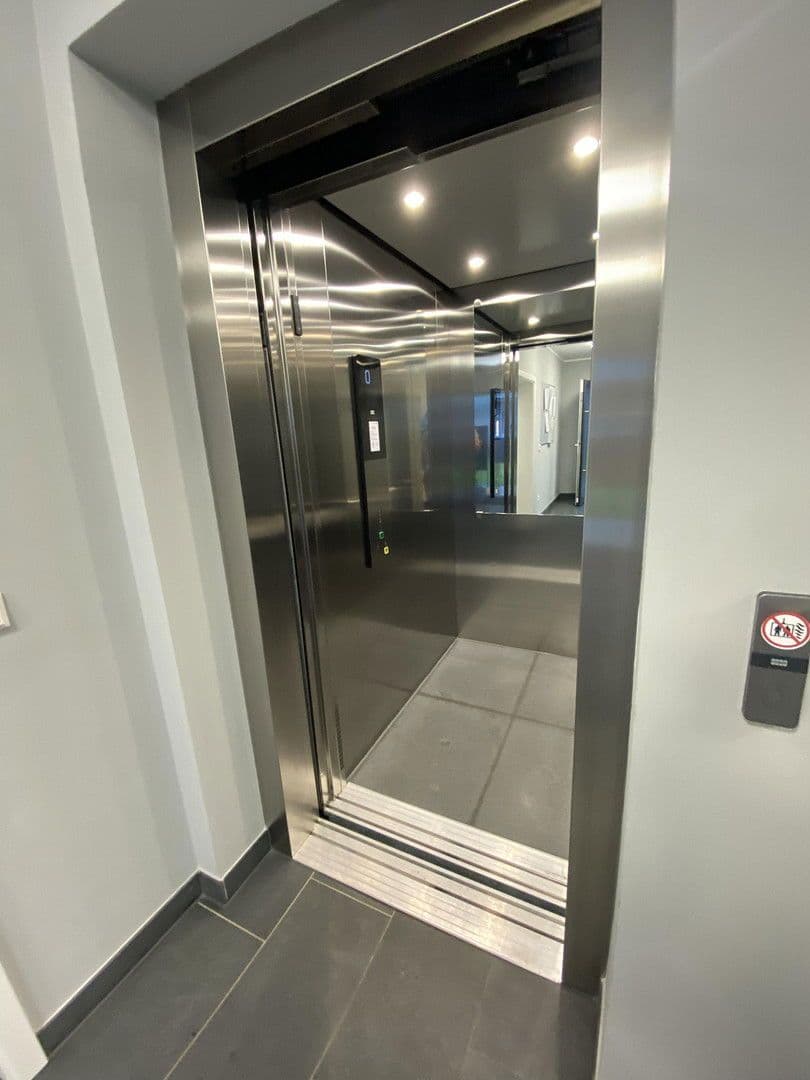 Prenájom bytu 4-izbový 109 m², Gifhorn, Dolné Sasko Prenájom bytu 4-izbový 109 m², Gifhorn, Dolné Sasko