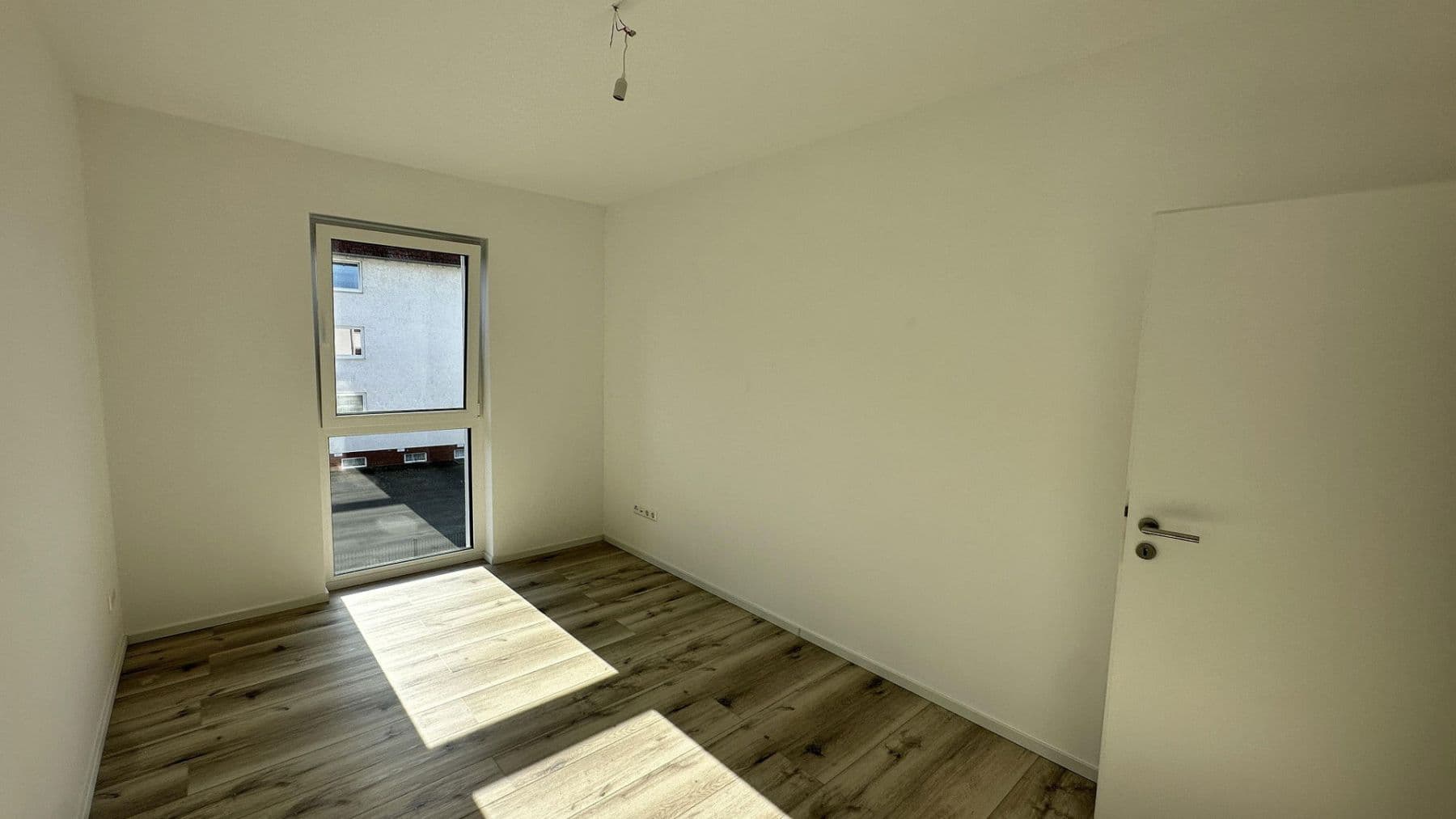 Prenájom bytu 4-izbový 109 m², Gifhorn, Dolné Sasko Prenájom bytu 4-izbový 109 m², Gifhorn, Dolné Sasko