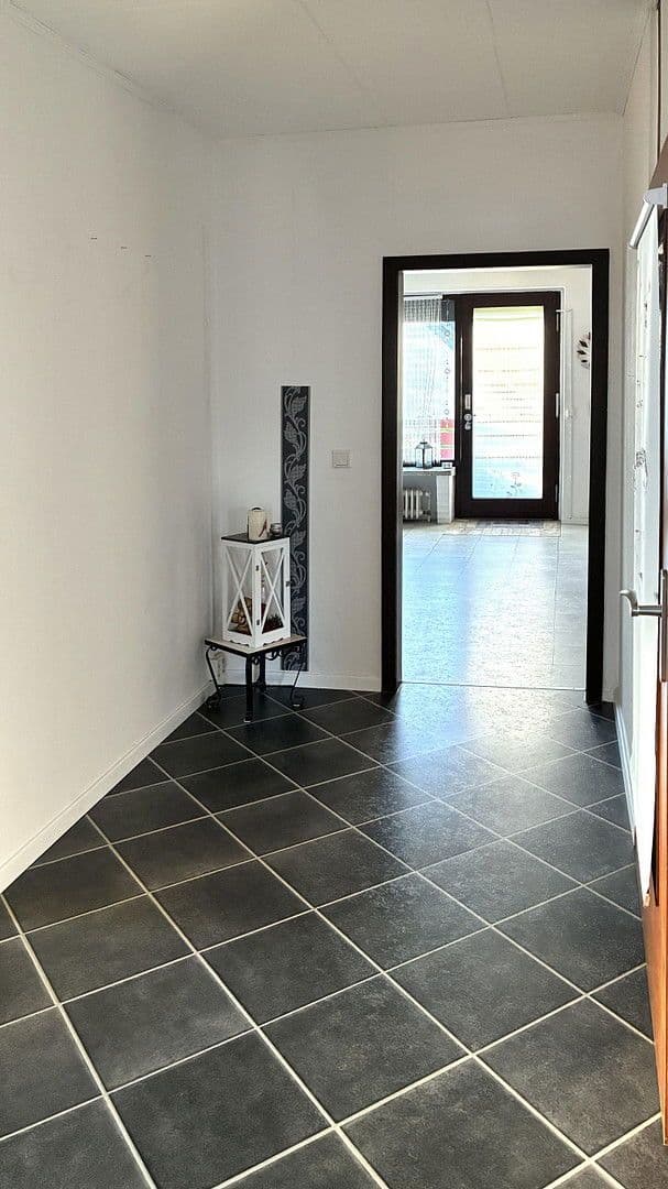 Predaj domu 208 m², pozemek 1.000 m², Lehrte, Dolné Sasko Predaj domu 208 m², pozemek 1.000 m², Lehrte, Dolné Sasko