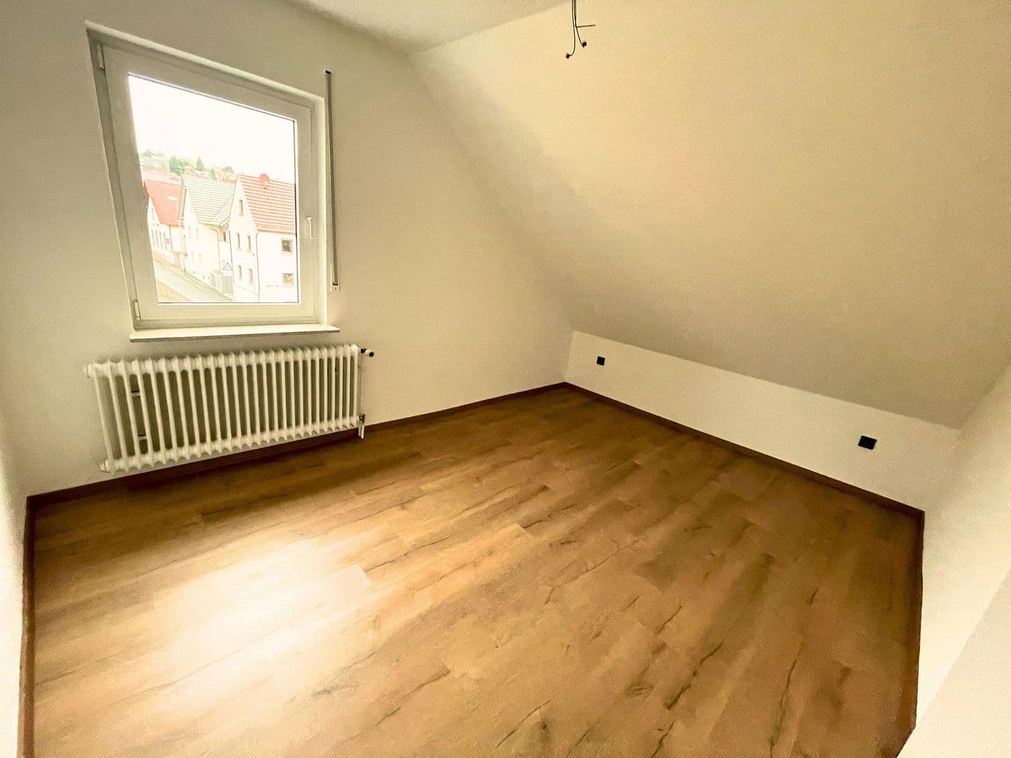 Prenájom bytu 2-izbový 70 m², Goldbach, Bavorsko Prenájom bytu 2-izbový 70 m², Goldbach, Bavorsko