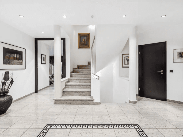 Predaj domu 450 m², pozemek 800 m², Speyer, Porýnie-Falcko Predaj domu 450 m², pozemek 800 m², Speyer, Porýnie-Falcko