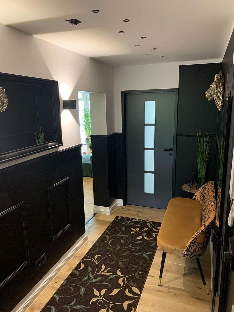 Predaj bytu 3-izbový 87 m², Berlin, Berlín Predaj bytu 3-izbový 87 m², Berlin, Berlín