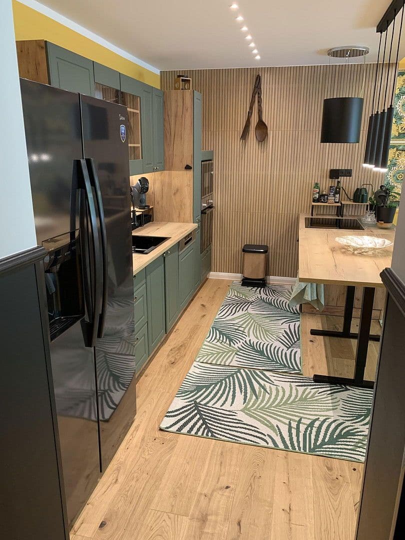 Predaj bytu 3-izbový 87 m², Berlin, Berlín Predaj bytu 3-izbový 87 m², Berlin, Berlín