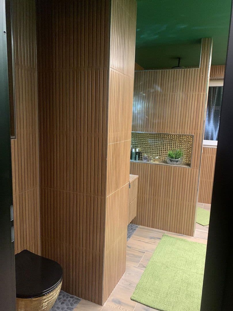 Predaj bytu 3-izbový 87 m², Berlin, Berlín Predaj bytu 3-izbový 87 m², Berlin, Berlín