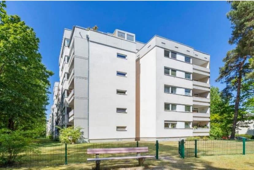 Predaj bytu 3-izbový 87 m², Berlin, Berlín Predaj bytu 3-izbový 87 m², Berlin, Berlín