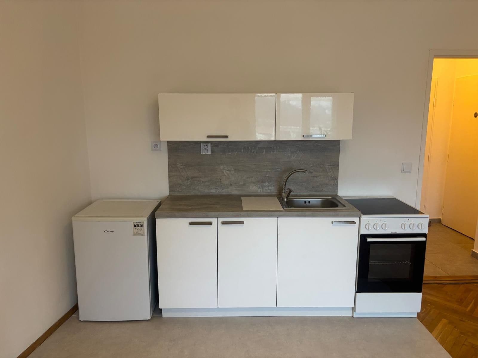 Prenájom bytu 1-izbový 32 m², Ortenovo náměstí, Praha, Praha Prenájom bytu 1-izbový 32 m², Ortenovo náměstí, Praha, Praha