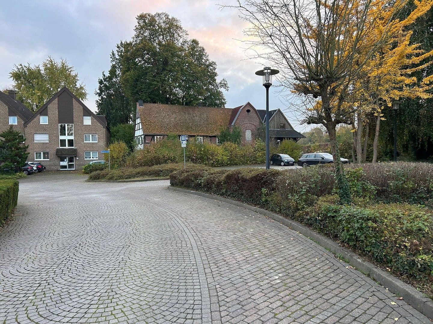 Predaj pozemku 1.753 m², Bahnhofstraße 47, Bad Sassendorf, Severné Porýnie - Westfálsko Predaj pozemku 1.753 m², Bahnhofstraße 47, Bad Sassendorf, Severné Porýnie - Westfálsko