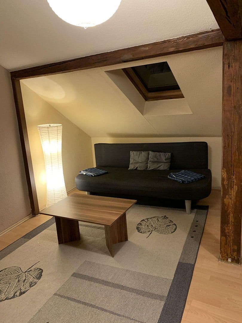 Prenájom bytu 2-izbový 55 m², Obere Seitenstr., nürnberg, Bavorsko Prenájom bytu 2-izbový 55 m², Obere Seitenstr., nürnberg, Bavorsko