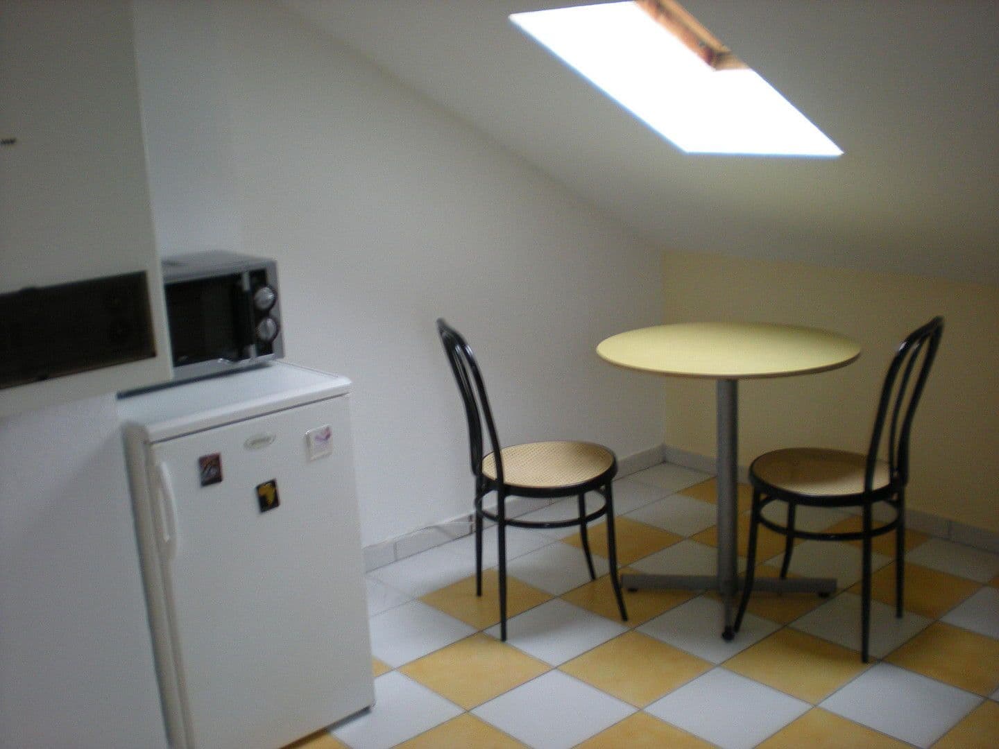 Prenájom bytu 2-izbový 55 m², Obere Seitenstr., nürnberg, Bavorsko Prenájom bytu 2-izbový 55 m², Obere Seitenstr., nürnberg, Bavorsko