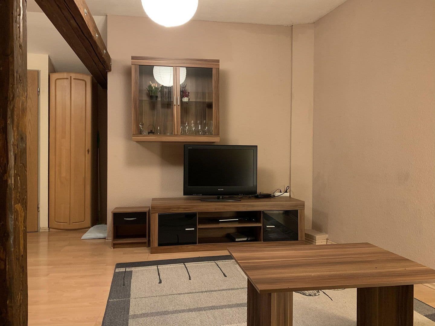 Prenájom bytu 2-izbový 55 m², Obere Seitenstr., nürnberg, Bavorsko Prenájom bytu 2-izbový 55 m², Obere Seitenstr., nürnberg, Bavorsko