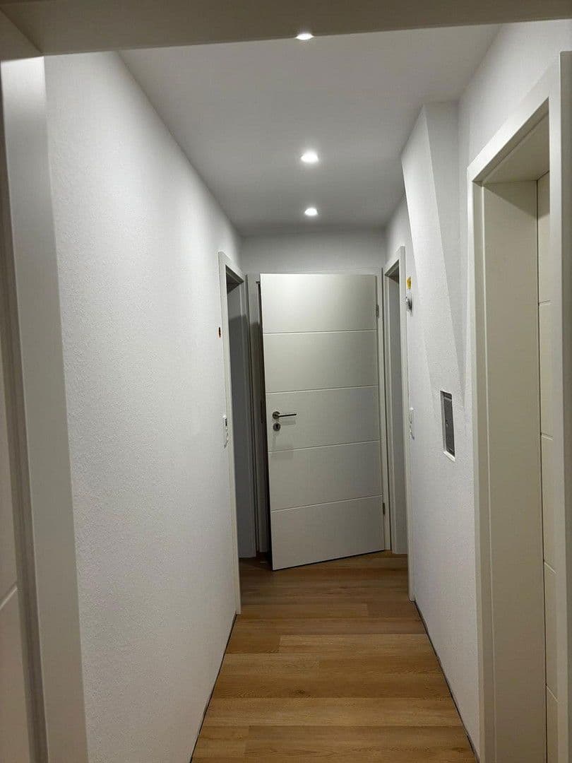 Prenájom bytu 3-izbový 100 m², Bad Mergentheim, Bádensko-Wurttembersko Prenájom bytu 3-izbový 100 m², Bad Mergentheim, Bádensko-Wurttembersko