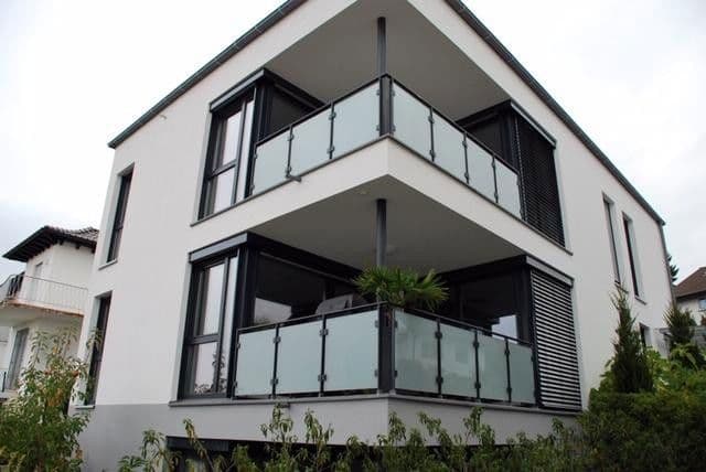 Prenájom bytu 4-izbový 135 m², Weinheim, Bádensko-Wurttembersko Prenájom bytu 4-izbový 135 m², Weinheim, Bádensko-Wurttembersko