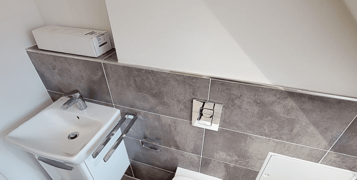 Prenájom bytu 4-izbový 96 m², Ostheimstraße 7, Leipzig, Sasko Prenájom bytu 4-izbový 96 m², Ostheimstraße 7, Leipzig, Sasko