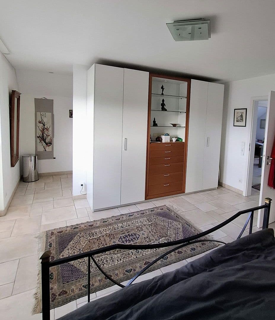 Prenájom bytu 4-izbový 170 m², Wachtberg, Severné Porýnie - Westfálsko Prenájom bytu 4-izbový 170 m², Wachtberg, Severné Porýnie - Westfálsko