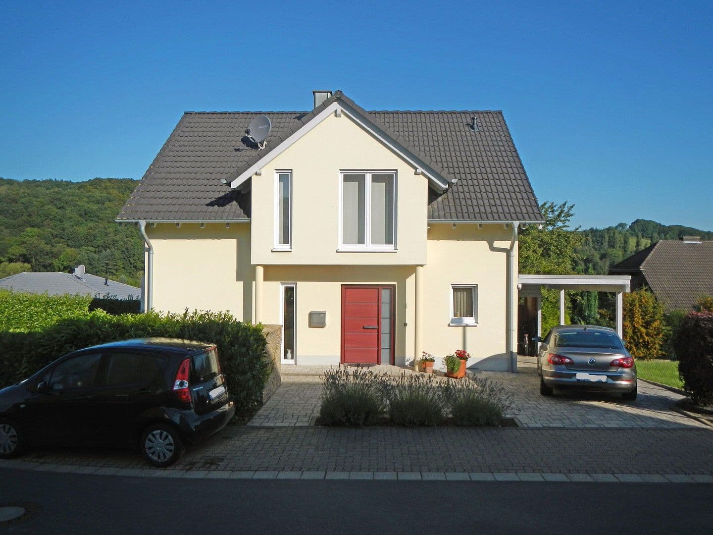 Prenájom bytu 4-izbový 170 m², Wachtberg, Severné Porýnie - Westfálsko Prenájom bytu 4-izbový 170 m², Wachtberg, Severné Porýnie - Westfálsko