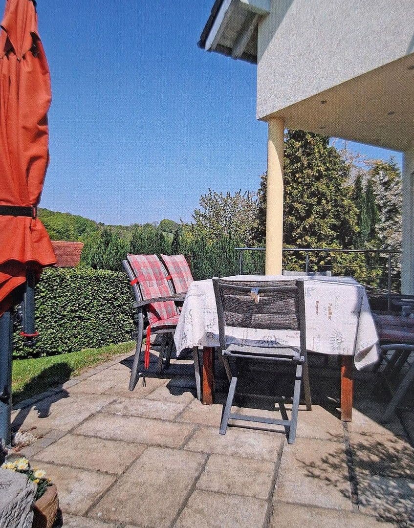 Prenájom bytu 4-izbový 170 m², Wachtberg, Severné Porýnie - Westfálsko Prenájom bytu 4-izbový 170 m², Wachtberg, Severné Porýnie - Westfálsko