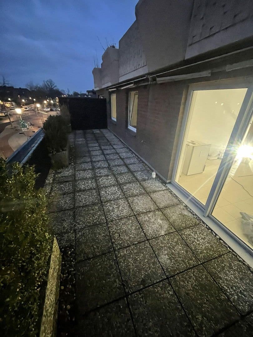 Prenájom bytu 2-izbový 68 m², Kirchweg 68, Adendorf, Dolné Sasko Prenájom bytu 2-izbový 68 m², Kirchweg 68, Adendorf, Dolné Sasko