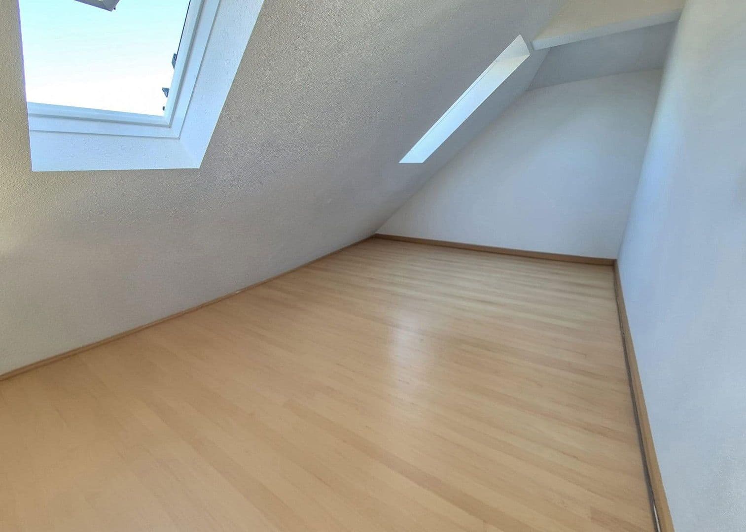 Prenájom bytu 3-izbový 72 m², Dachau, Bavorsko Prenájom bytu 3-izbový 72 m², Dachau, Bavorsko